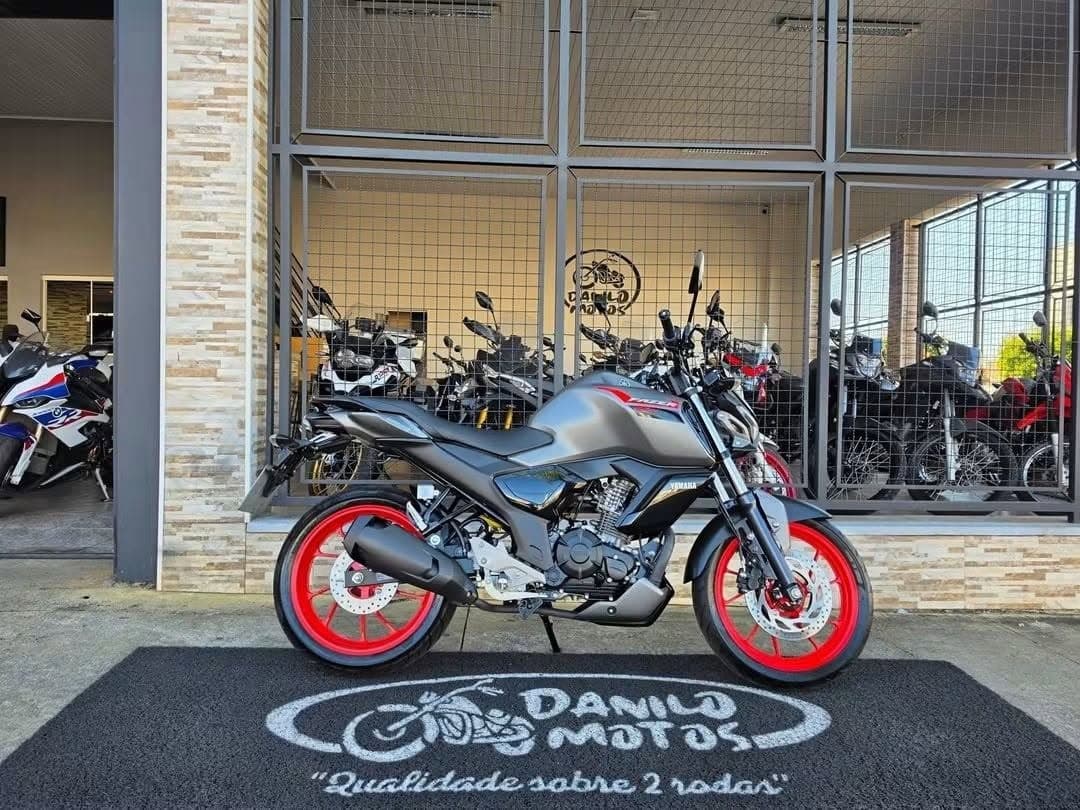 YAMAHA FZ15 150 ABS CONNECTED 2025